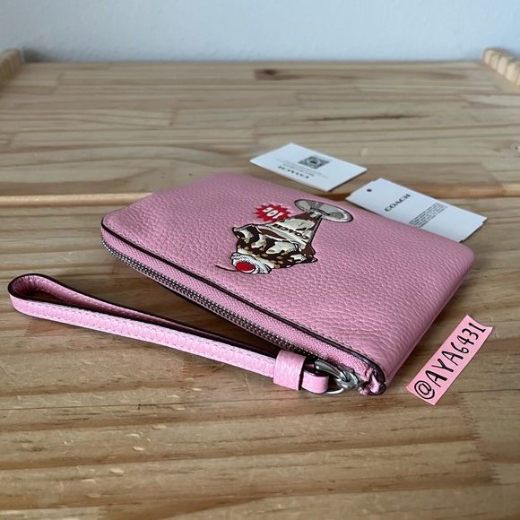 Coach Wristlet🎈🎈 - Picture 4 of 9